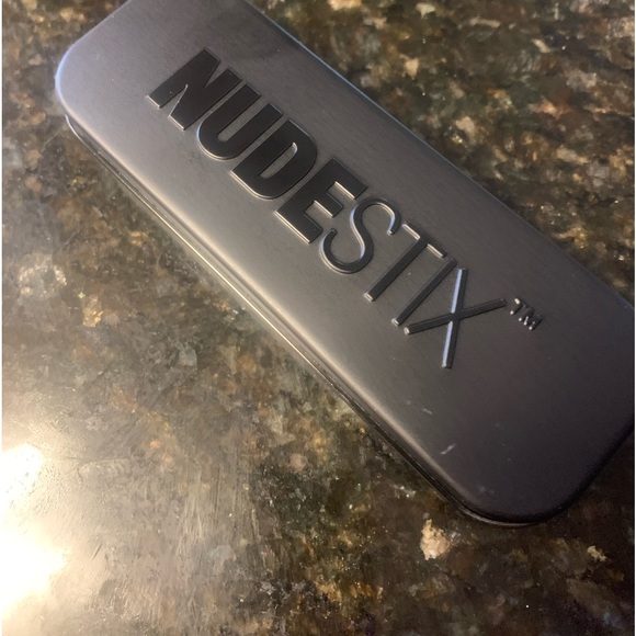 Nudestix Gel Lip & Cheek Balm Lipstick in Wicked BNIB - Picture 10 of 10